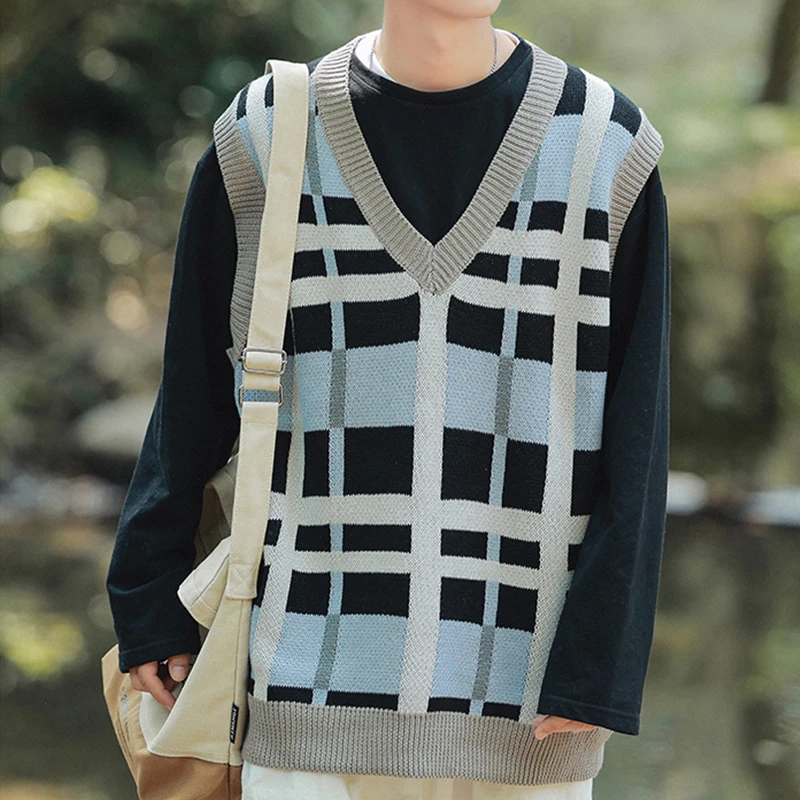 Plaid Sweater Vest Men Autumn V-neck Japanese Vintage College Knitted Fashion Loose All-match Ins Sleeveless Pullover Clothing