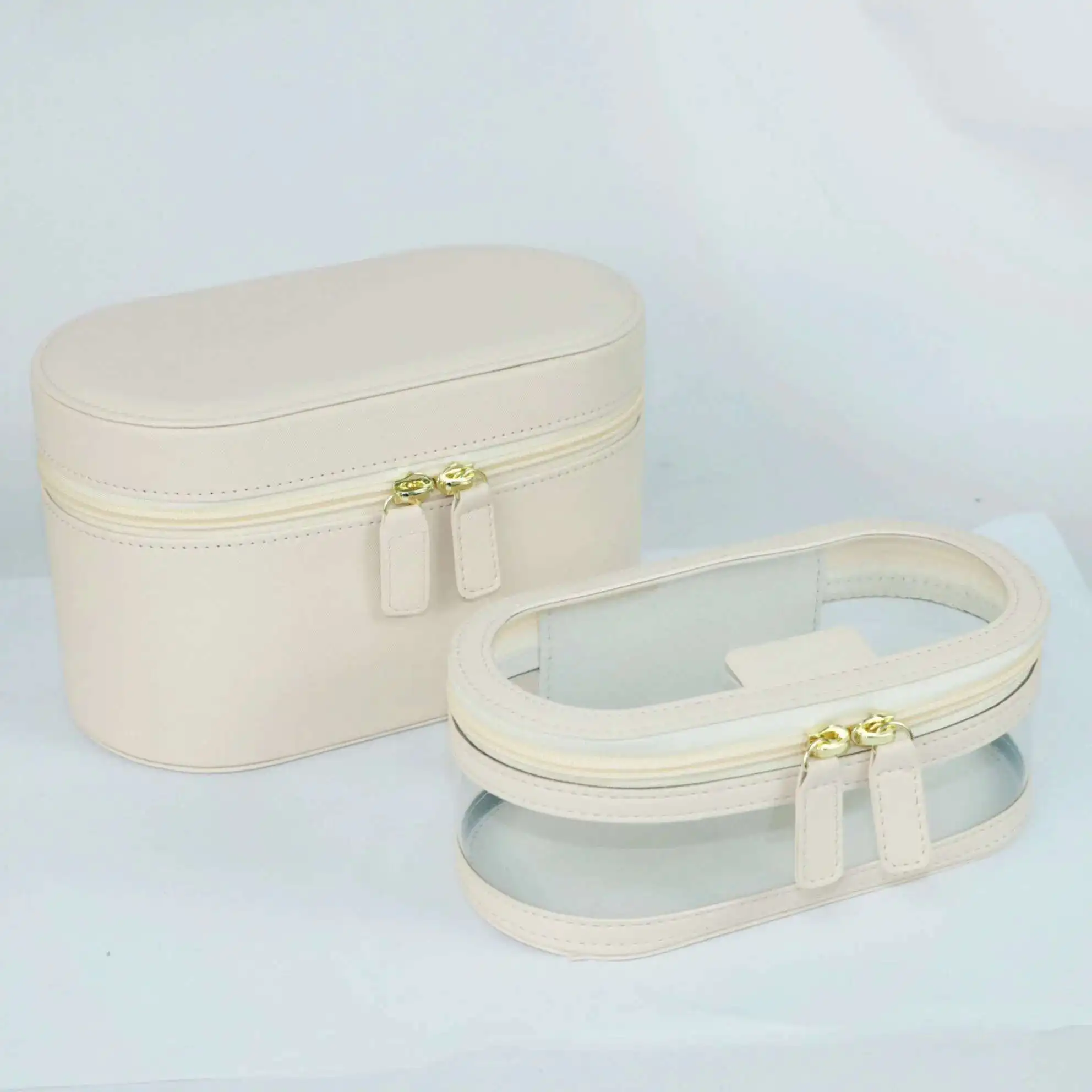 Makeup & Toiletry Bags
