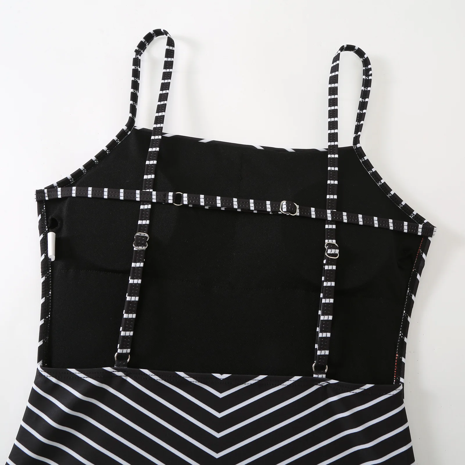 2024 Halter one-piece swimsuit women's striped printed sunscreen long dress hot spring beach two-piece foreign trade swimsuit
