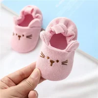 Chaussures de berceau pour nouveau-né, garçons et filles, décontractées, premiers pas, oreilles d'animaux mignonnes, semelles souples, antidérapantes, chaussures plates pour tout-petits de 0 à 18 mois 2
