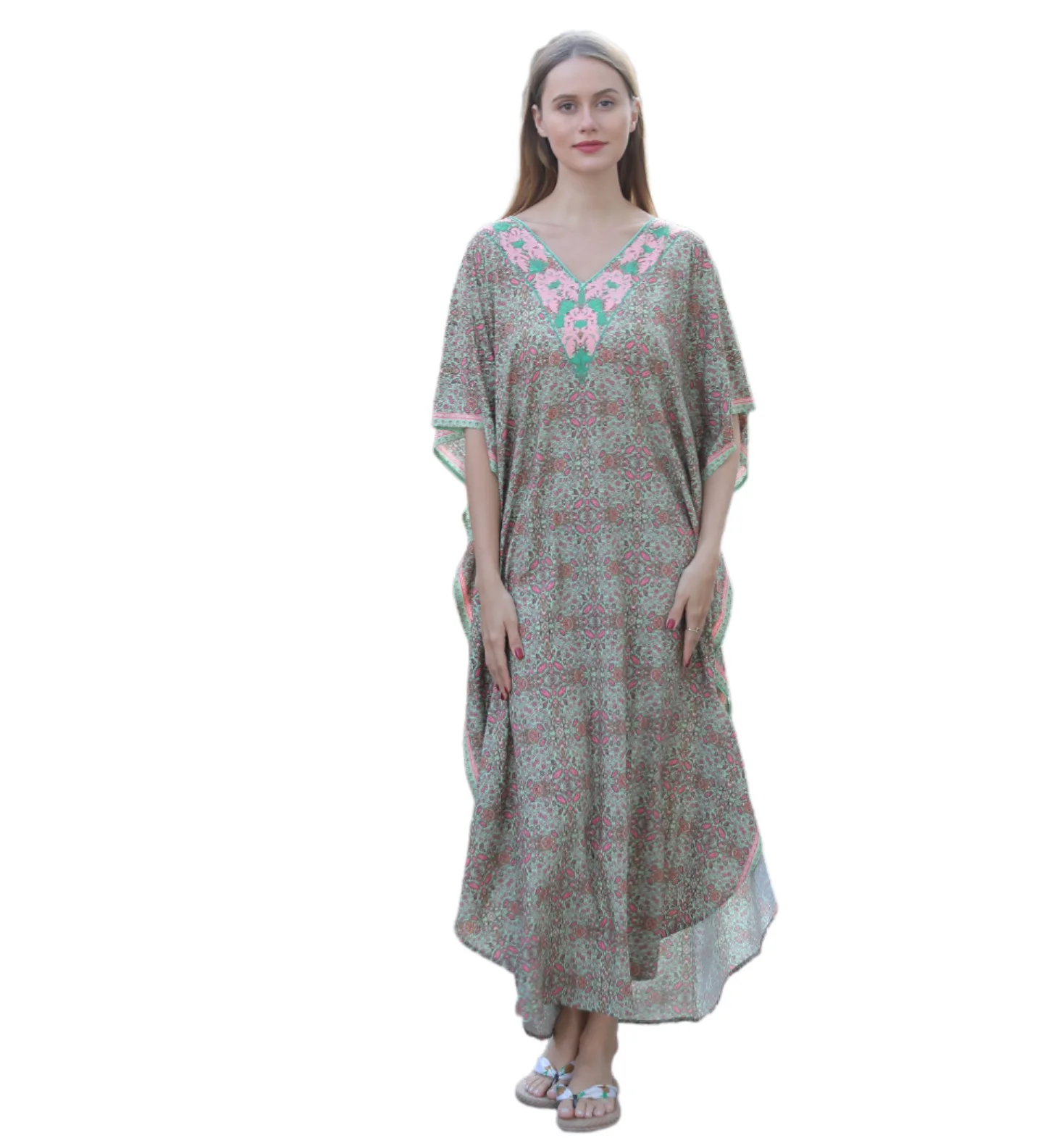 

2023 Spring Summer Green Feather Print Loose Oversized Robe Beach Skirt Bikini Women Sunscreen Top
