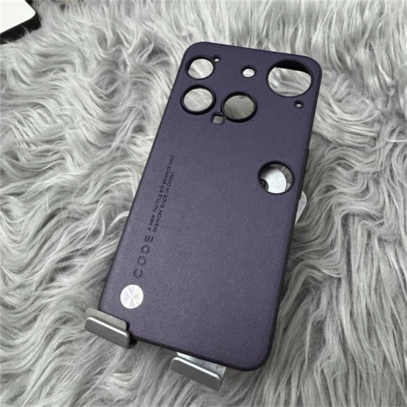 Luxury Silicone PU Leather Back Cover with Camera Protection and Shockproof Bumper