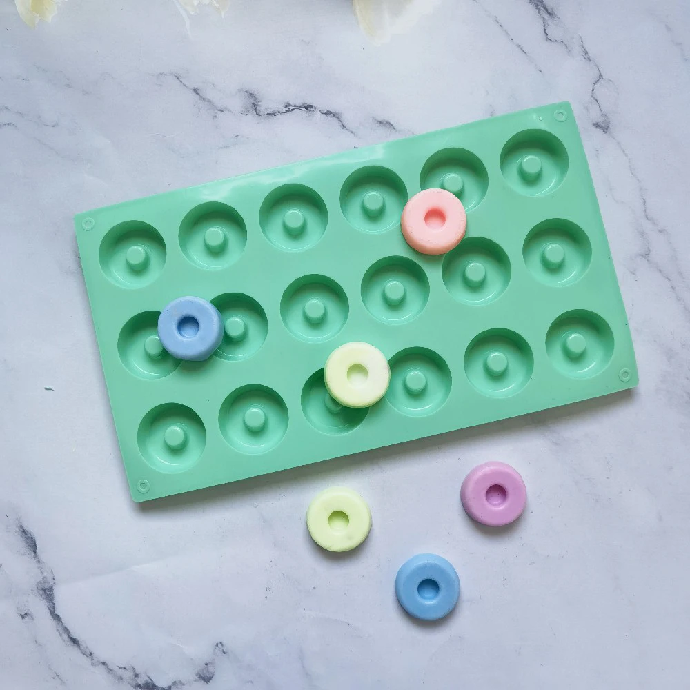 18HolesDonutSiliconeCupcakeBakingMoldCakePansBiscuitCookie