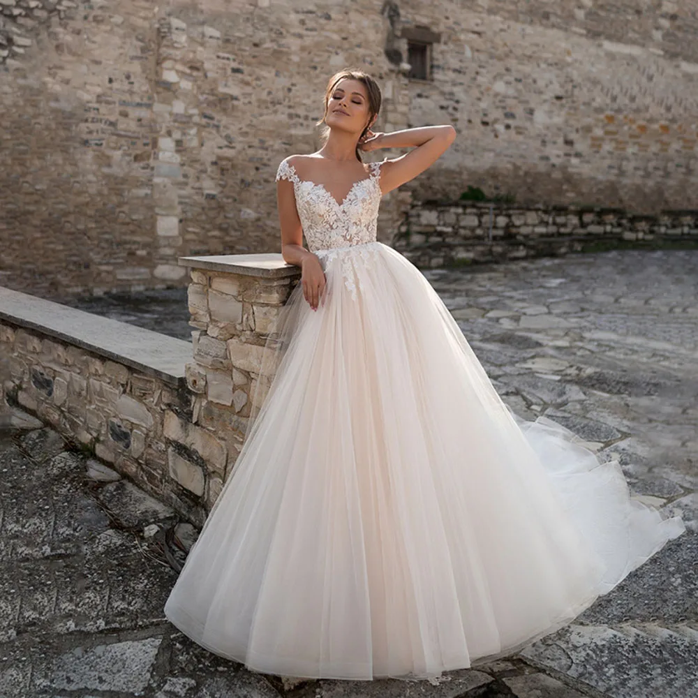 

Elegant V-neck Appliques Lace Wedding Dress A-line Illusion Corset Wedding Gown Backless Tulle Court Bridal Gown vestidos de