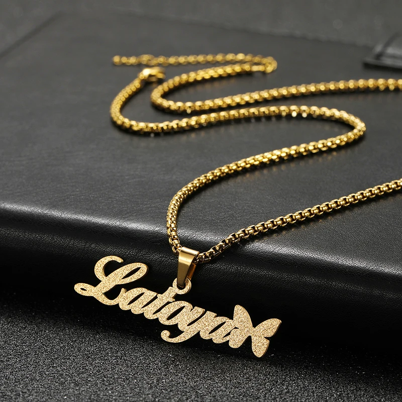 Рисунок 4 - Матовое Стильное ожерелье с именем на заказ