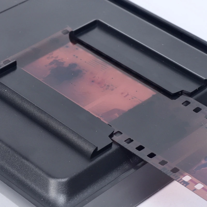 Mobile Film Scanner JPEG Converter Color Black White Negatives & Slides 35/135mm