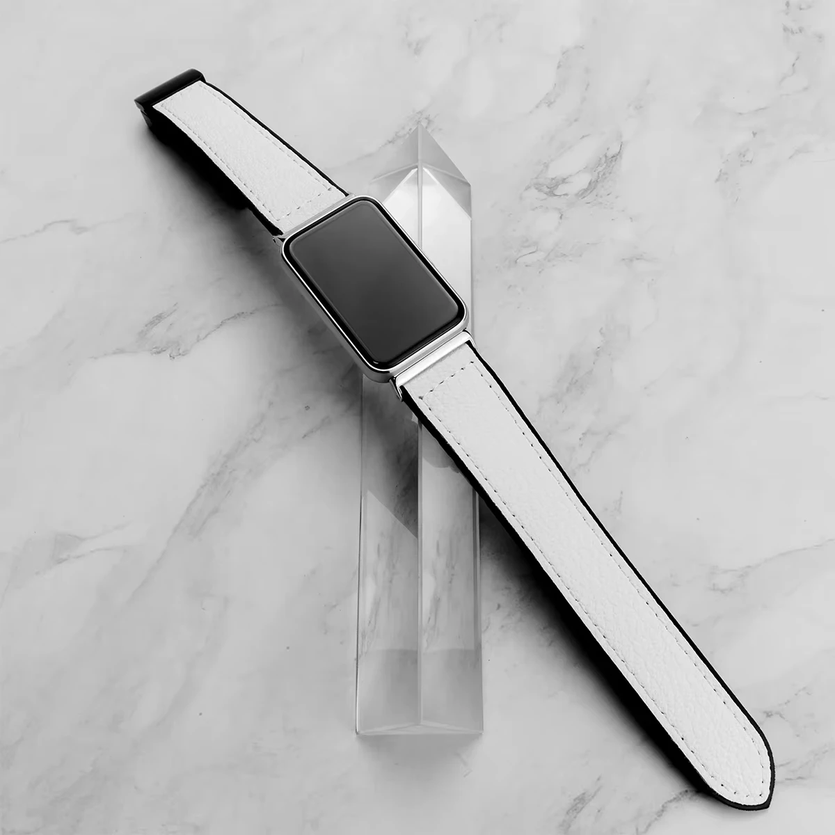 Luxurious Leather and Silicone Magnetic Buckle Watch Strap Bracelet