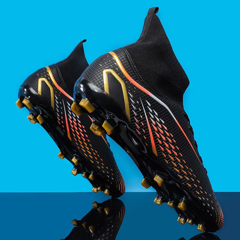 Men Soccer Shoes Kids Football Boots Women Professional Soccer Cleats Antiskid Chaussure Football TF/FG Outdoor Football Shoes