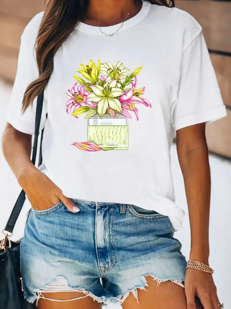 Women Spring Fashion Summer Female Tee Shirt Print Clothes Lady Short Sleeve Flower Lovely Floral Trend 90s Graphic T-shirt