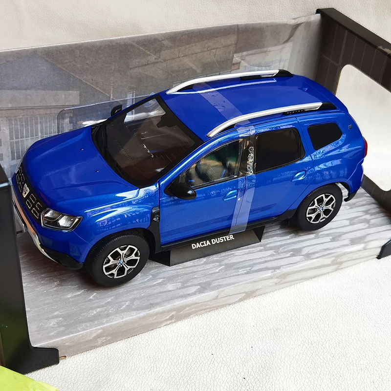 

Solido масштаб 1:18 DACIA DUSTER 2018 модель автомобиля из сплава Модель автомобиля литые игрушки коллекционные украшения