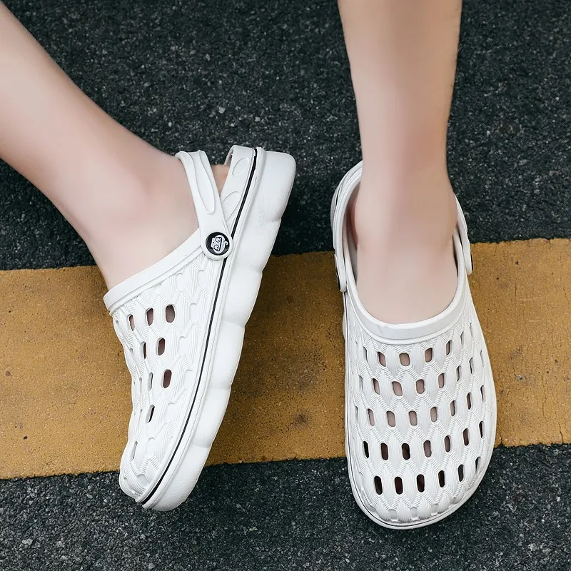 2024 Men's Sandals Women's Outdoor Beach Wading Slippers for Men Garden Home Clogs Women's Sandals Summer Hiking Sandals Men 5