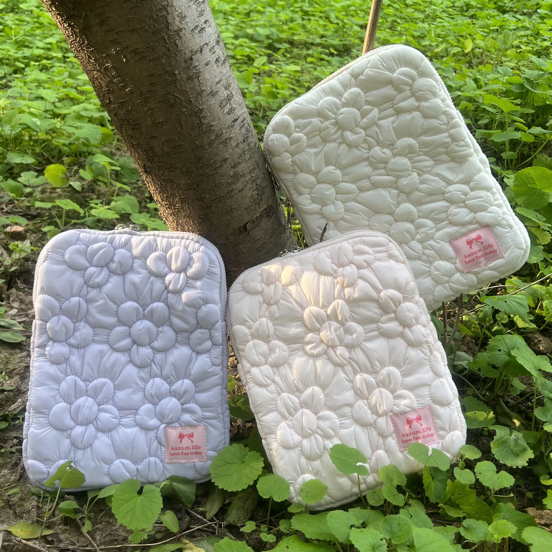 ANEMONE IPAD BAG main image 1
