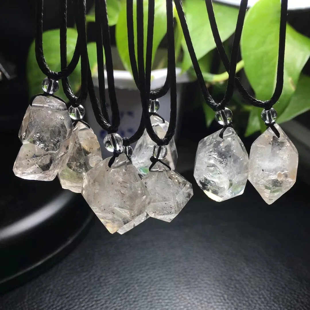 1 Pc Fengbaowu Natural Herkimer Diamond Pendant Wax Cord Crystal Reiki Healing Stone Fashion Jewelry Gift For Men Women