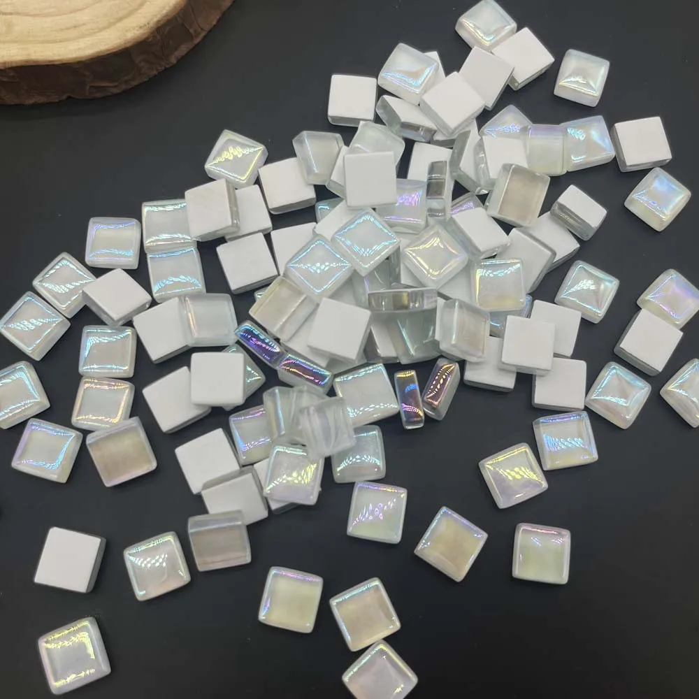 100 Stück Kristallglas-Mosaikfliesen, 1 cm Quadratische Bastel-Mosaikfliesen in Großpackung für Bastelarbeiten, DIY-Hobbys, Kunstprojekte, Gemischte Farben – Detail 5
