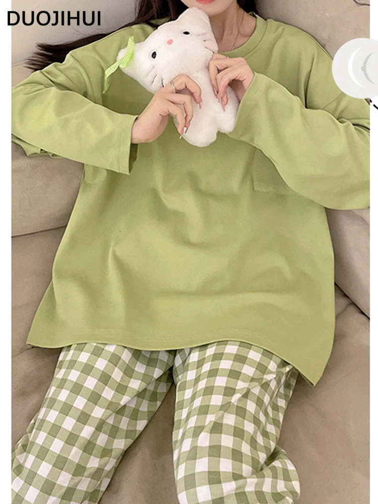 DUOJIHUI New Women's Round Neck Women's Pajamas Two Piece Set Sweet with Chest Pads Women Top Loose Plaid Pants Home Clothing