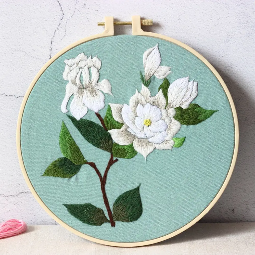Hand Embroidery Kit DIY Needlework Bouquet Flower Needlecraft for Beginner Cross Stitch Artcraft Material Pack With Hoop