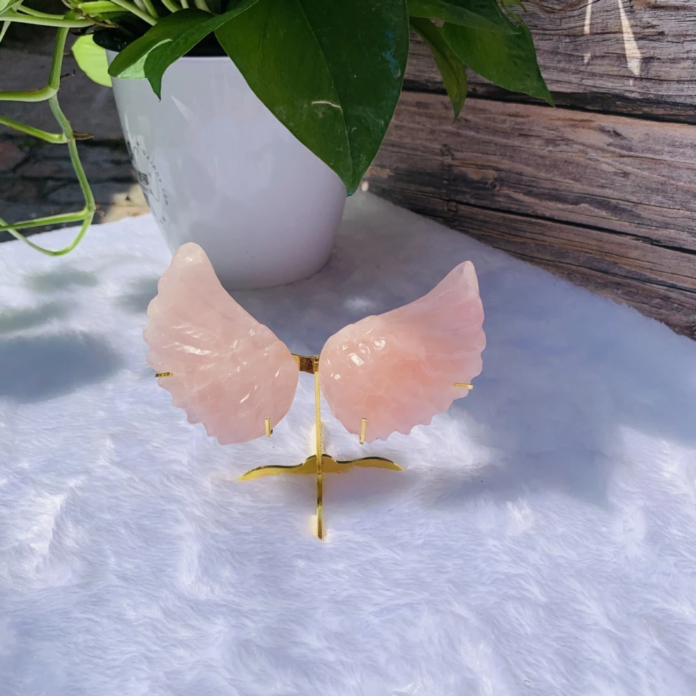 

Natural Rose Quartz Crystal Wings Carving Flying Handicrafts For Girl Birthday Present Decorations Contains the Bracket 1pcs