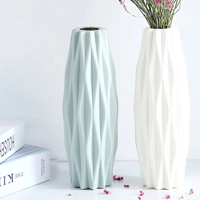 Nordic Minimalist Plastic Vase 4