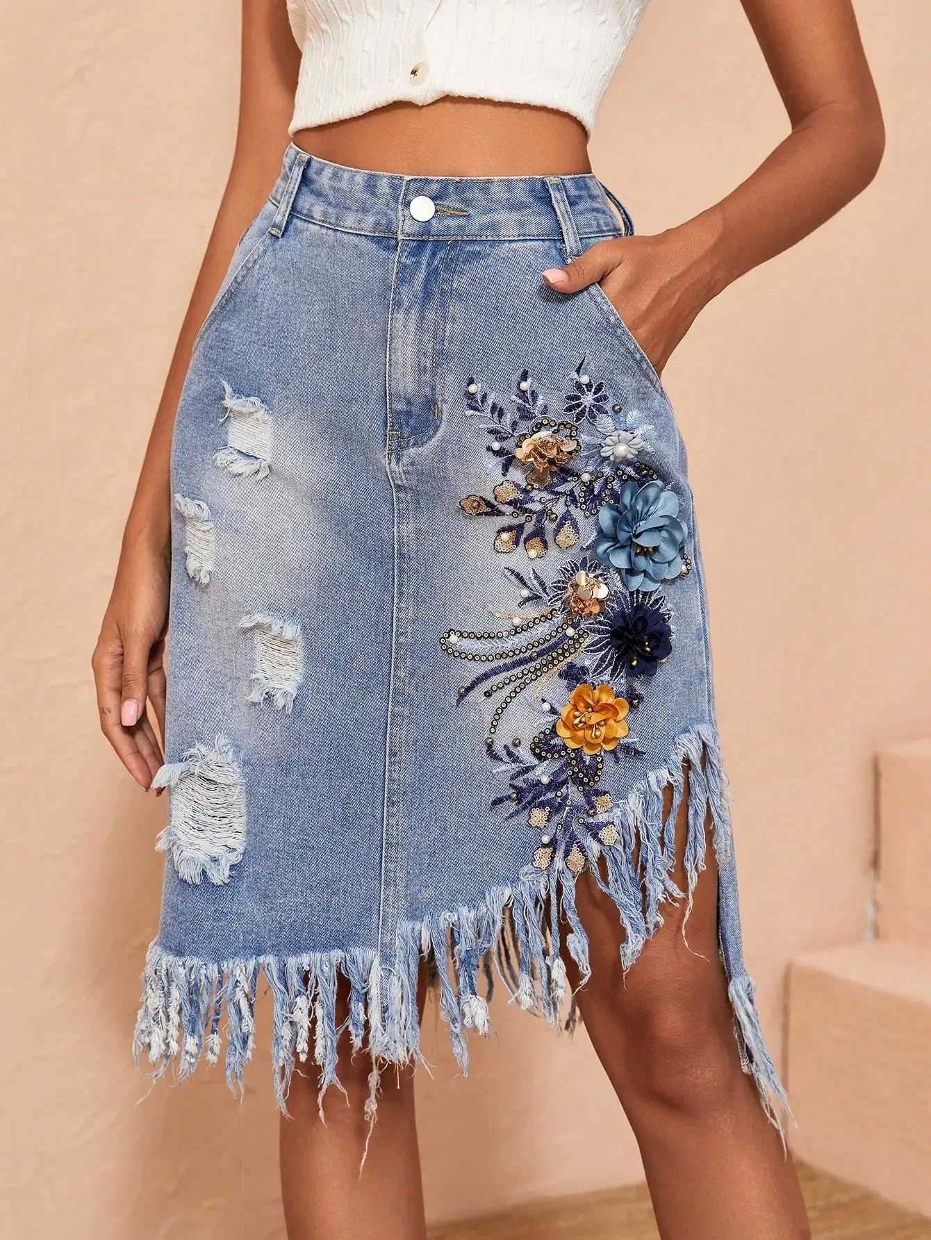 

2023 Elegant Women Vintage 3D Floral Embroidery Sequin Pearl Detail Ripped Fringe Hem Asymmetric Slant Pocket Denim Skirt