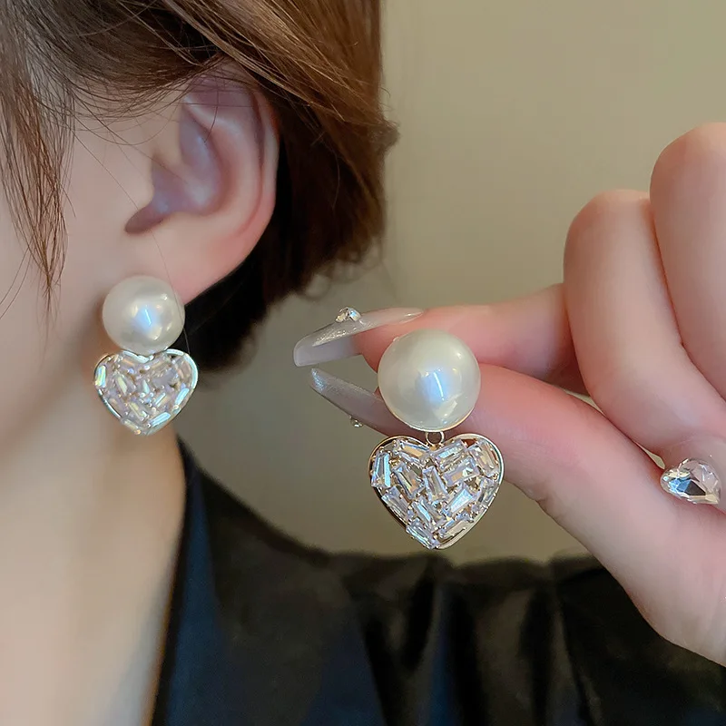 

Серьги-подвески в Корейском стиле с жемчугом и цирконом