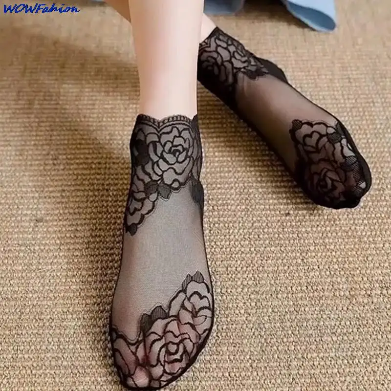 

Women Lolita Girls Ladies Sweet Sexy Invisible Lace Socks Thin Ladies Lace Boat Socks Hollow Non-slip Shallow Transparent Socks