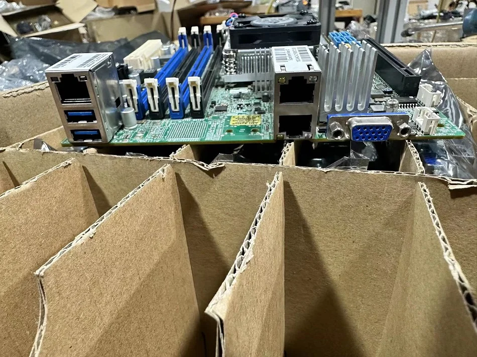 X10SDV-16C-TLN2F 서버 ITX 마더보드, XEON D1581, 듀얼 10 기가비트 이더넷 포트