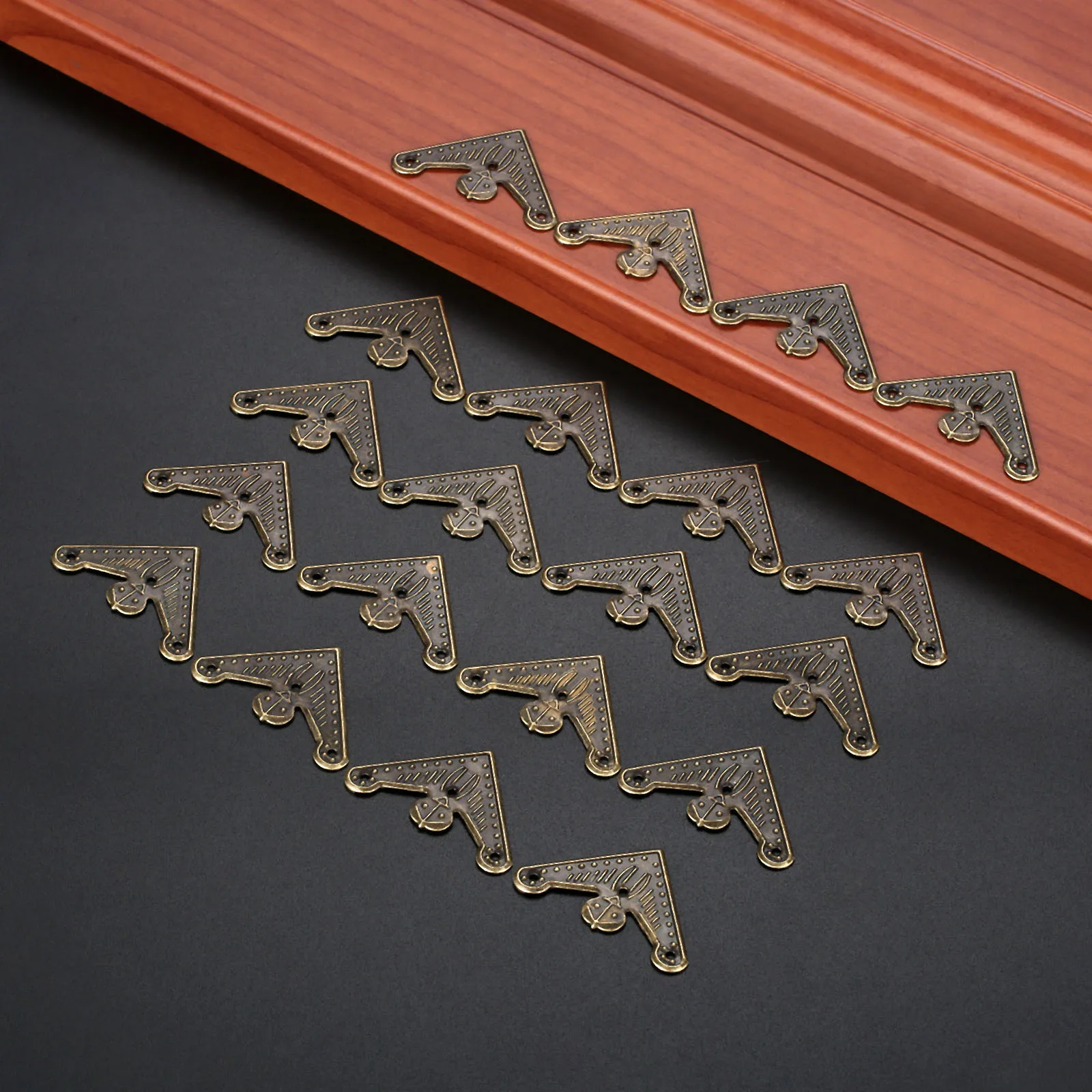 

20/100pcs 32mm Corner Decorative Protectors Wooden Box Protector Book Album Menu Folder Corner Protectors Flower Pattern Coners