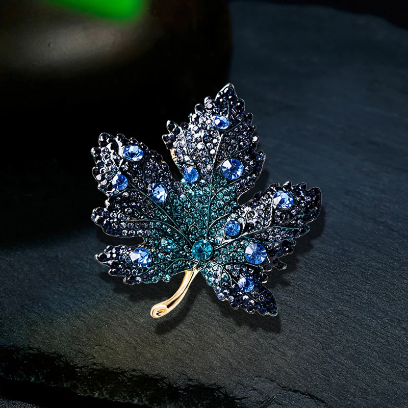 Trendy Red Maple Leaf Metal Brooches Crystal Plant Brooch Pin Birthday Gift For Women Men Fashion Jewelry
