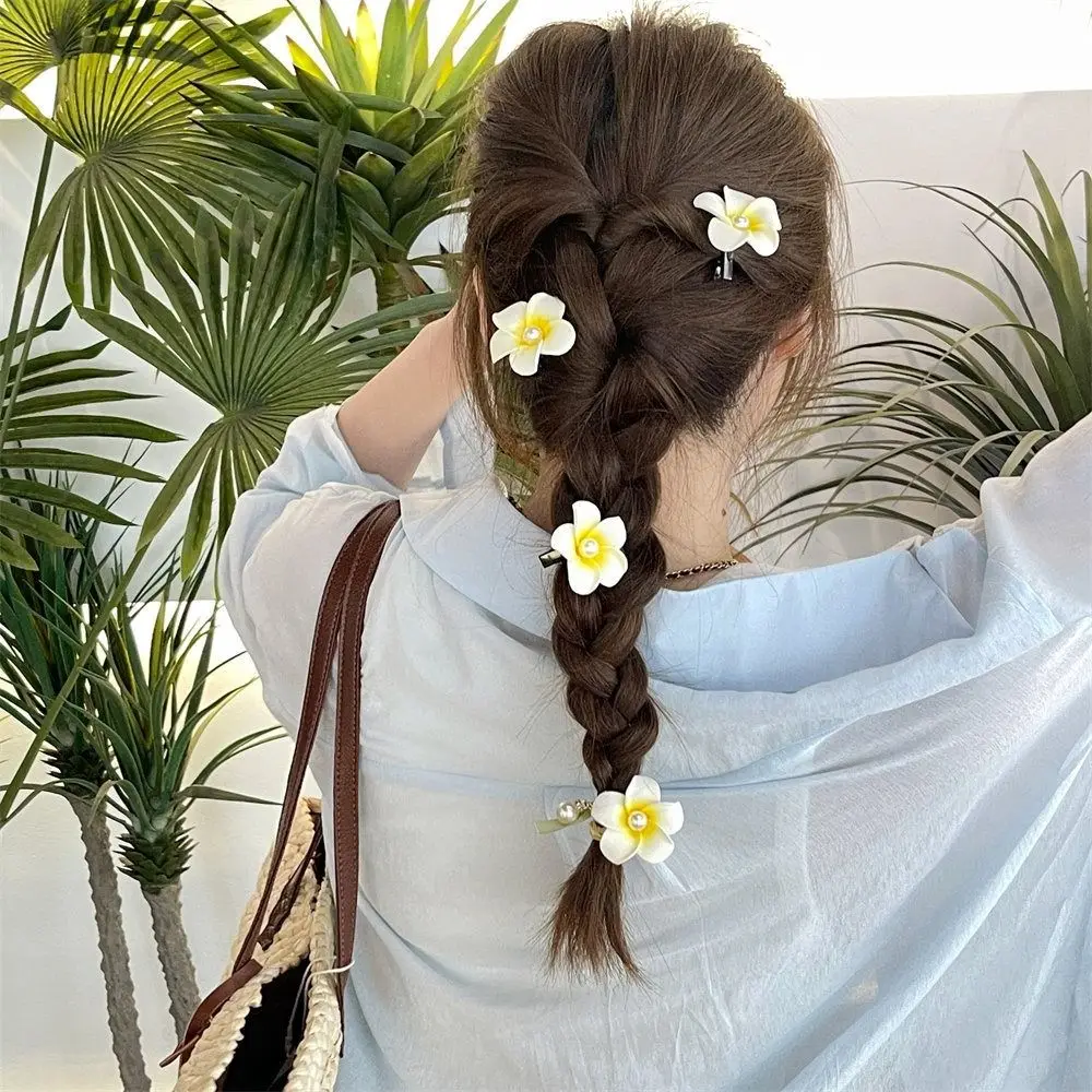 

Заколка для волос с жемчужинами и цветами