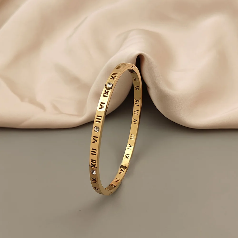 Classic Roman Numeral Zircon O Shape Stainless Steel Gold Plated Bracelet, High Quality Waterproof Wedding Party Jewelry 4