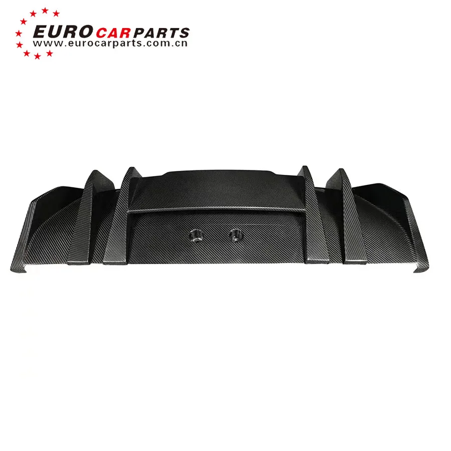 

Диффузор для заднего бампера из углеродного волокна AD R8 V Style, 2017 год