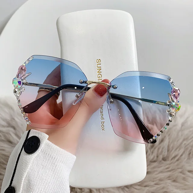 2022 Luxury Brand Design Vintage Rimless Rhinestone Sunglasses Women Men Fashion Gradient Lens Sun Glasses Shades for Female blue pink