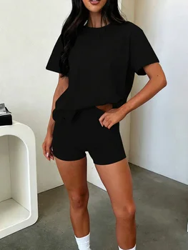 Two-piece set of women's summer plain-colored round-neck short-sleeved T-shirts and shorts for a casual look 1