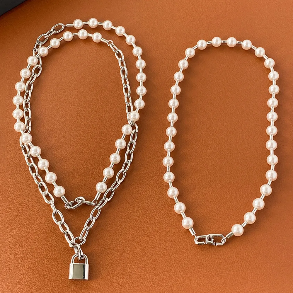 Tiffany Hardwear Pearl Lock Necklace