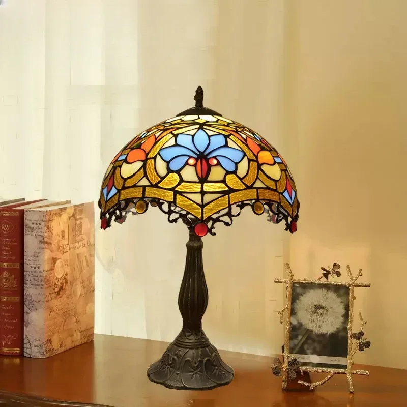 Creative Dimming Table Lamp European and American Style Retro Shell Modern Wedding Bedside Study Romantic Bedroom