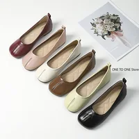 41-43Tabi Ninja Shoes Woman Microfiber Leather Comfy Flats Split Toe Slippers Soft Bottom Loafers Brief Ladies Trotter Moccasins 1