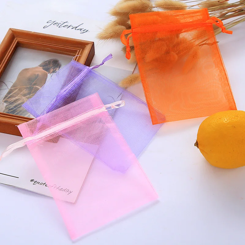 

50pcs Organza Gift Bags Organza Pouches with Drawstrings for Weddings Party Jewelry Candy Small Gifts Packaging