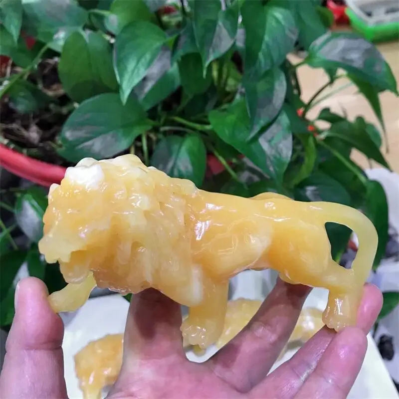 

12cm Natural Yellow Calcite Lion Crystal Crafts Carving Powerful Animal Home Decoration Collection Gift 1pcs