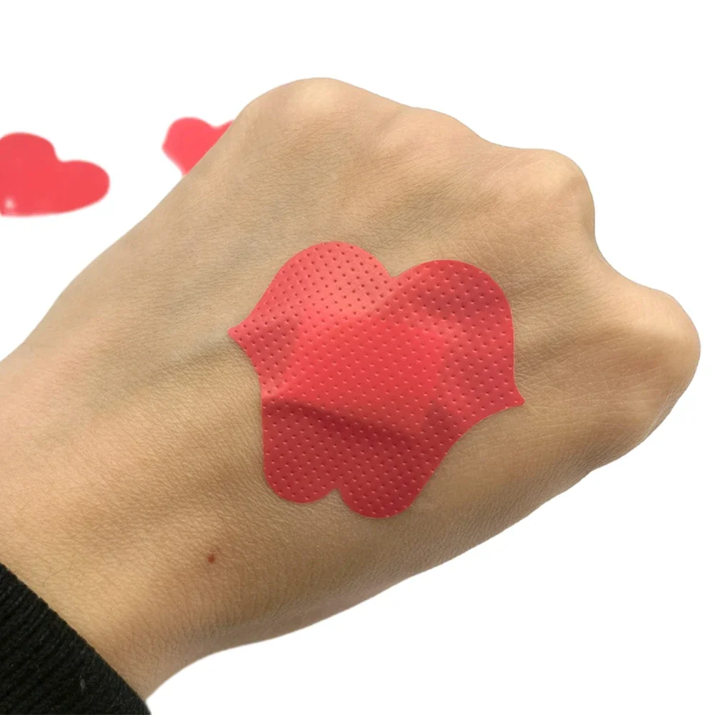 Medical Bandaids 20pcs/set Red Heart Lip Band Aid Waterproof Breathable Wound Plasters Heart Lip Shaped Children Skin Patch Concert Body Stickers