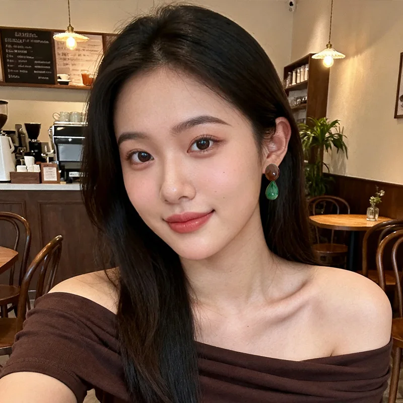 미나르 퍼스낼리티 더블 컬러 대비 레진 아크릴 물방울 라운드 롱 드롭 귀걸이 여성용 도매 데일리 주얼리