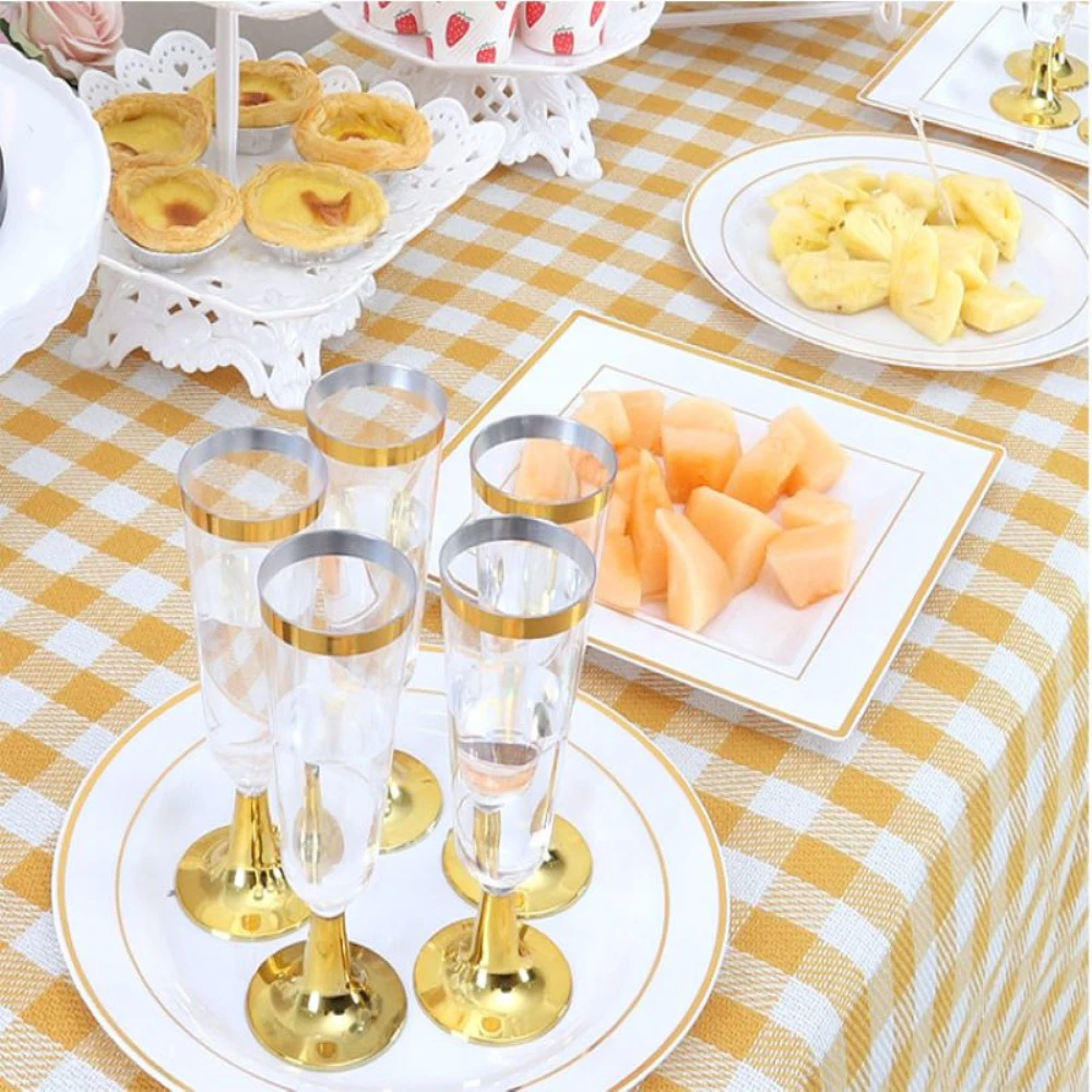 LATERN 50 Pezzi Riutilizzabili Flute da Champagne con Bordo in Oro Rosa, 150ml Bicchieri da Champagne in Plastica Bicchieri da Vino con Gambo per Anniversario Matrimonio Giardino Feste (5,5 x 16,5cm