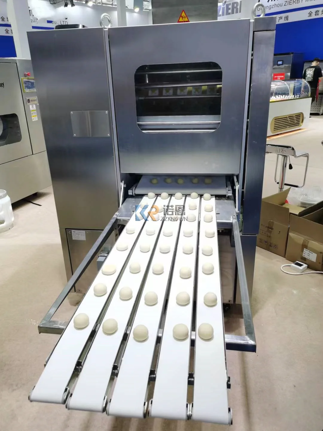 Рисунок 4 - Автоматическая машина для изготовления теста