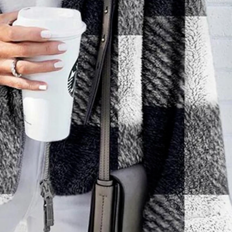  New Fashion Streetwear Zipper Women Jacket Autumn Winter Casual Stitching Plaid Coat Retro Lapel Fluffy Cardigan Pocket Top