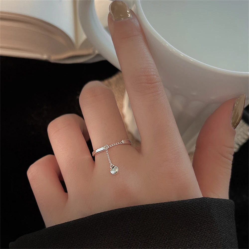 Bague chaîne argenté réglable style minimaliste élégant_voghion.com