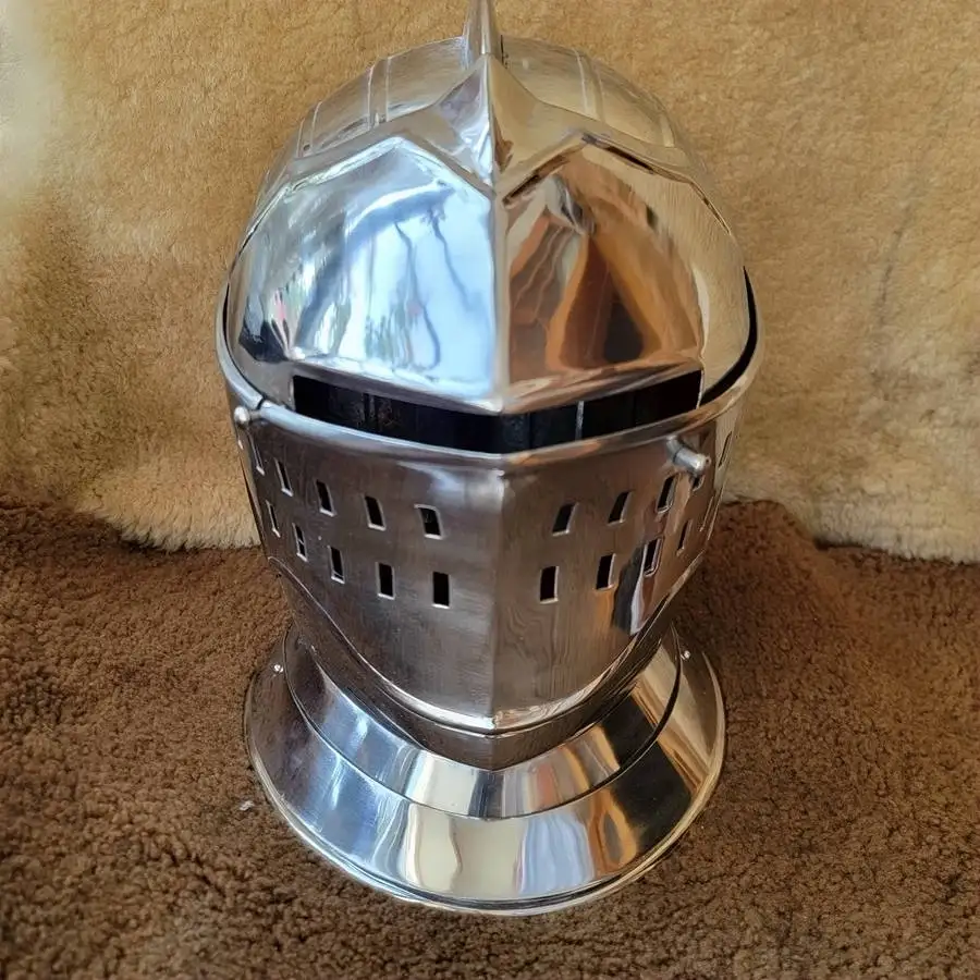 Dark soul superior knight helmet real person can wear COS black soul metal armor pocket postage