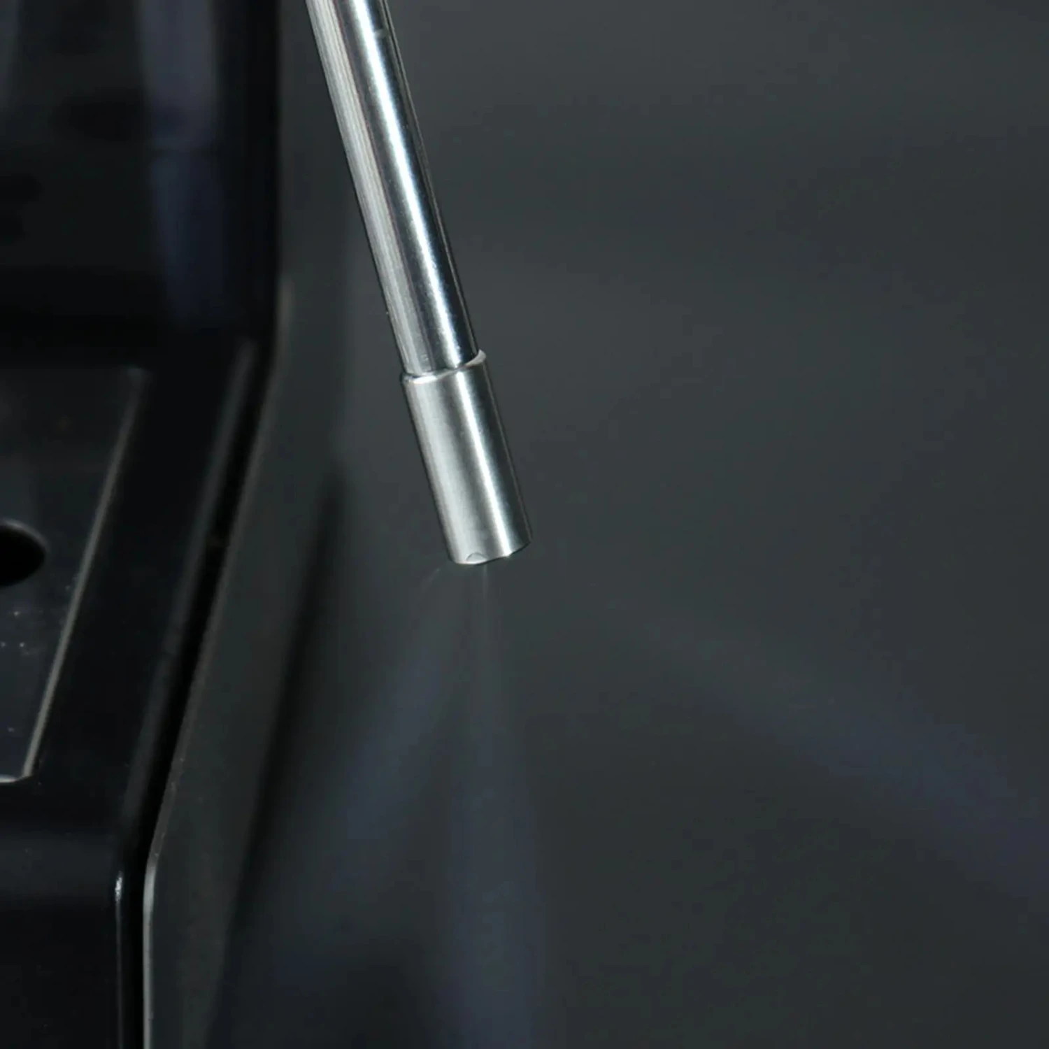 NEW Enhance your home barista skills with this superior replacement steam nozzle for the Gaggia Classic Pro espresso machine. El 4