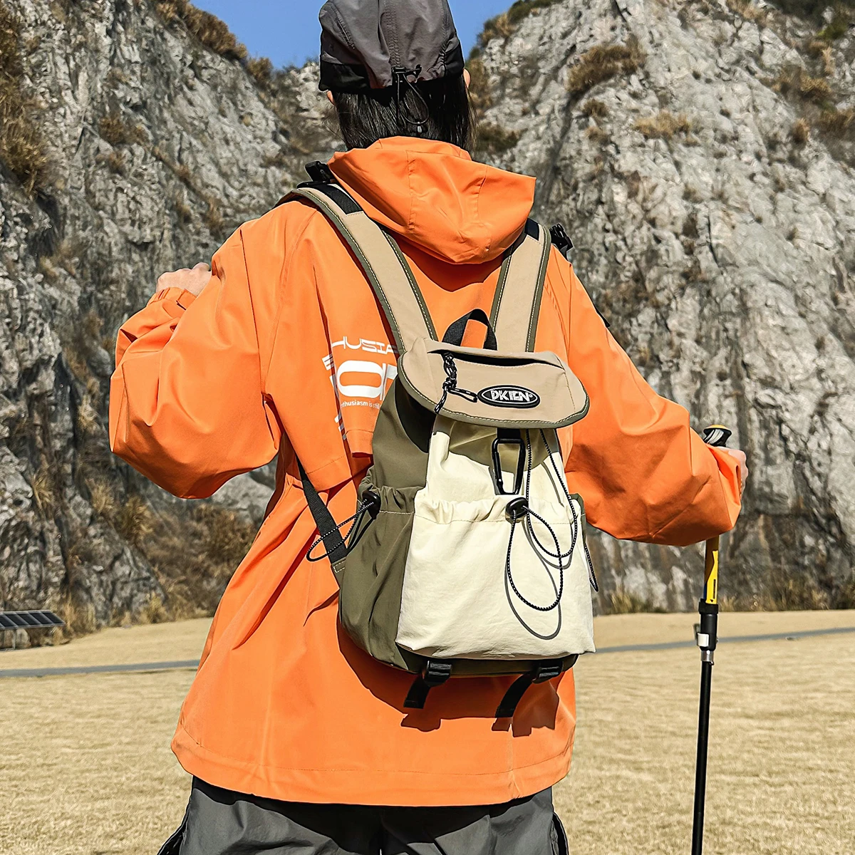 Outdoor Backpack Men's Contrast Color Retro School Bag Lightweight Travel Bag Sports Hiking Small Backpack Women