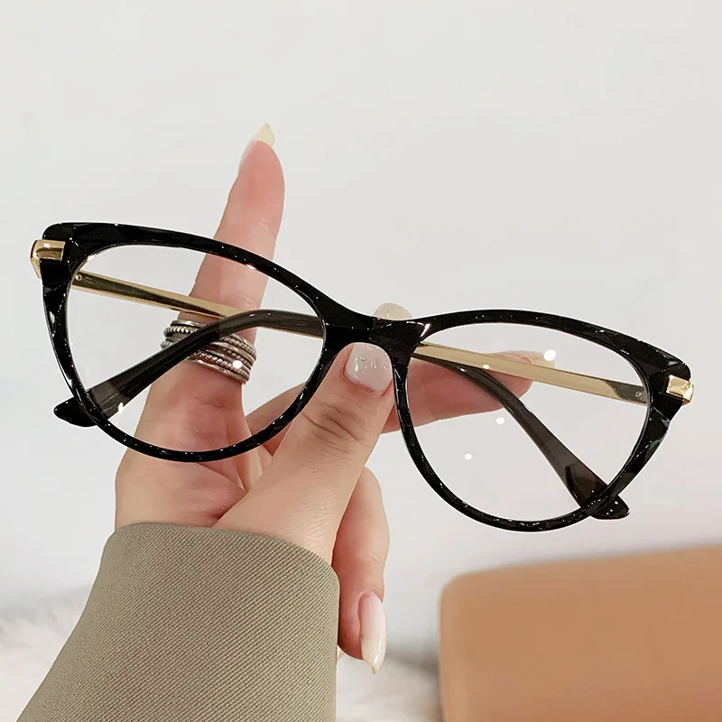 Anti Blue Light Glasses Women Glasses Fashion Vintage Cat Eye Anti Blue Light Glasses Women Triangle Metal Frame Anti Radiation Eye Protection