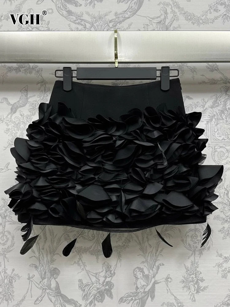 

VGH Solid Patchwork Feathers Casual Mini Skirts For Women High Waist Spliced Zipper Temperament Skirt Female Fashion Clothing
