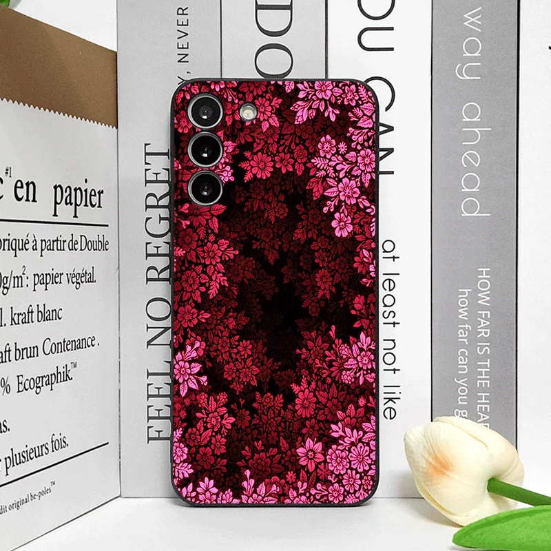 Vibrant Retro Floral Pattern Soft Phone Case Cover